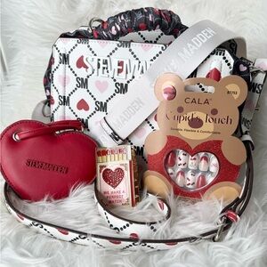 Steve Madden 🧸 Bevelyn Heart Print Crossbody Bag + Cherry Press Ons + Claw Clip